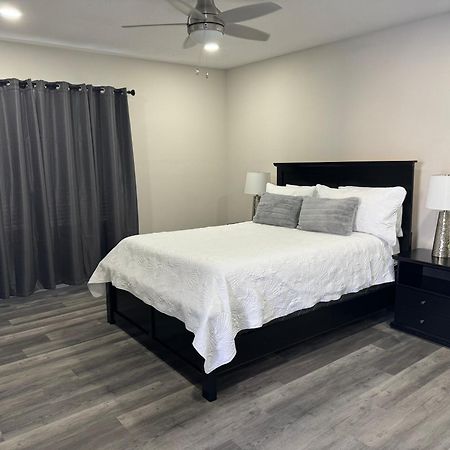 Deluxe Apartment Whit Laundry تامبا المظهر الخارجي الصورة