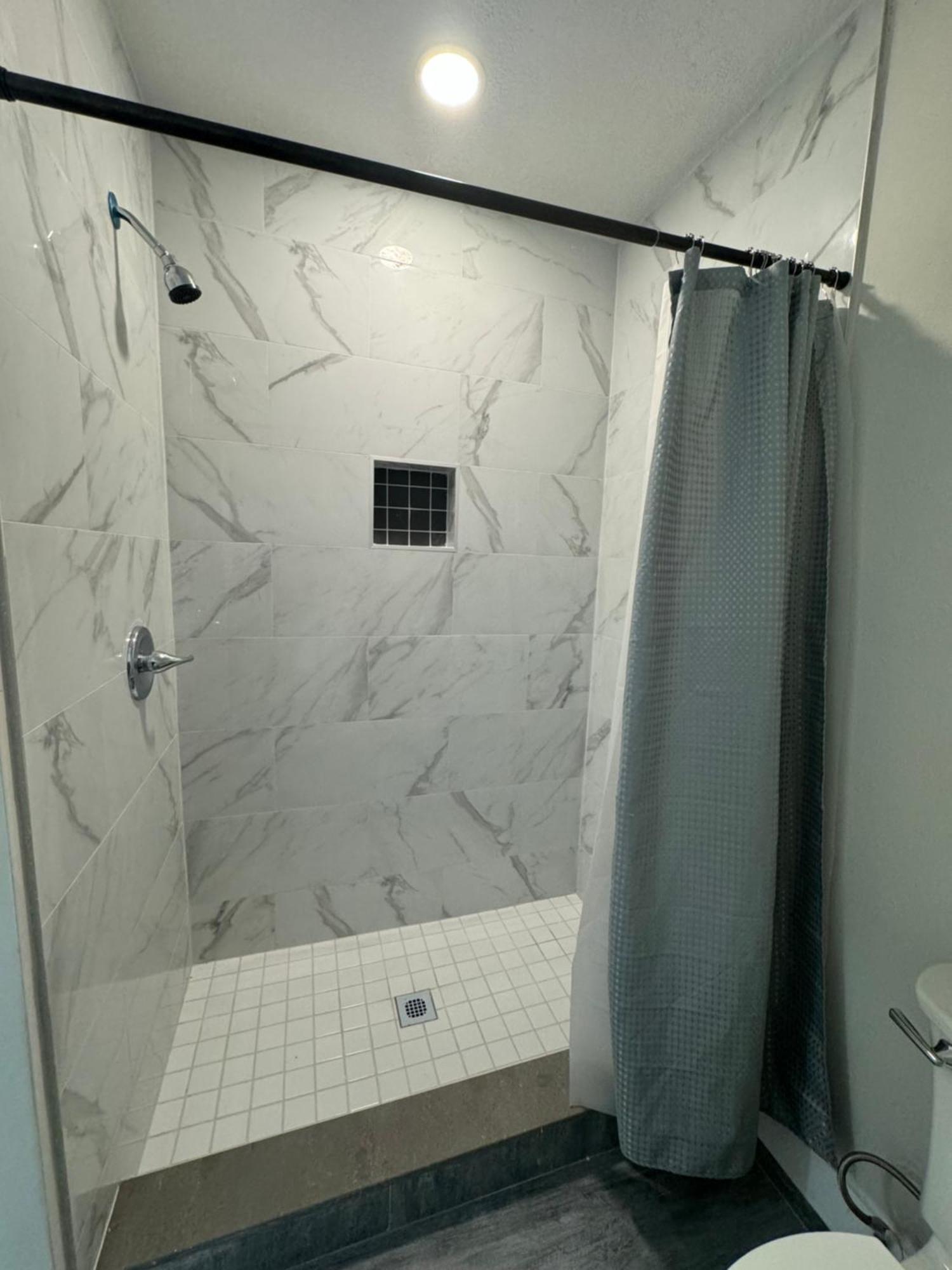 Deluxe Apartment Whit Laundry تامبا المظهر الخارجي الصورة