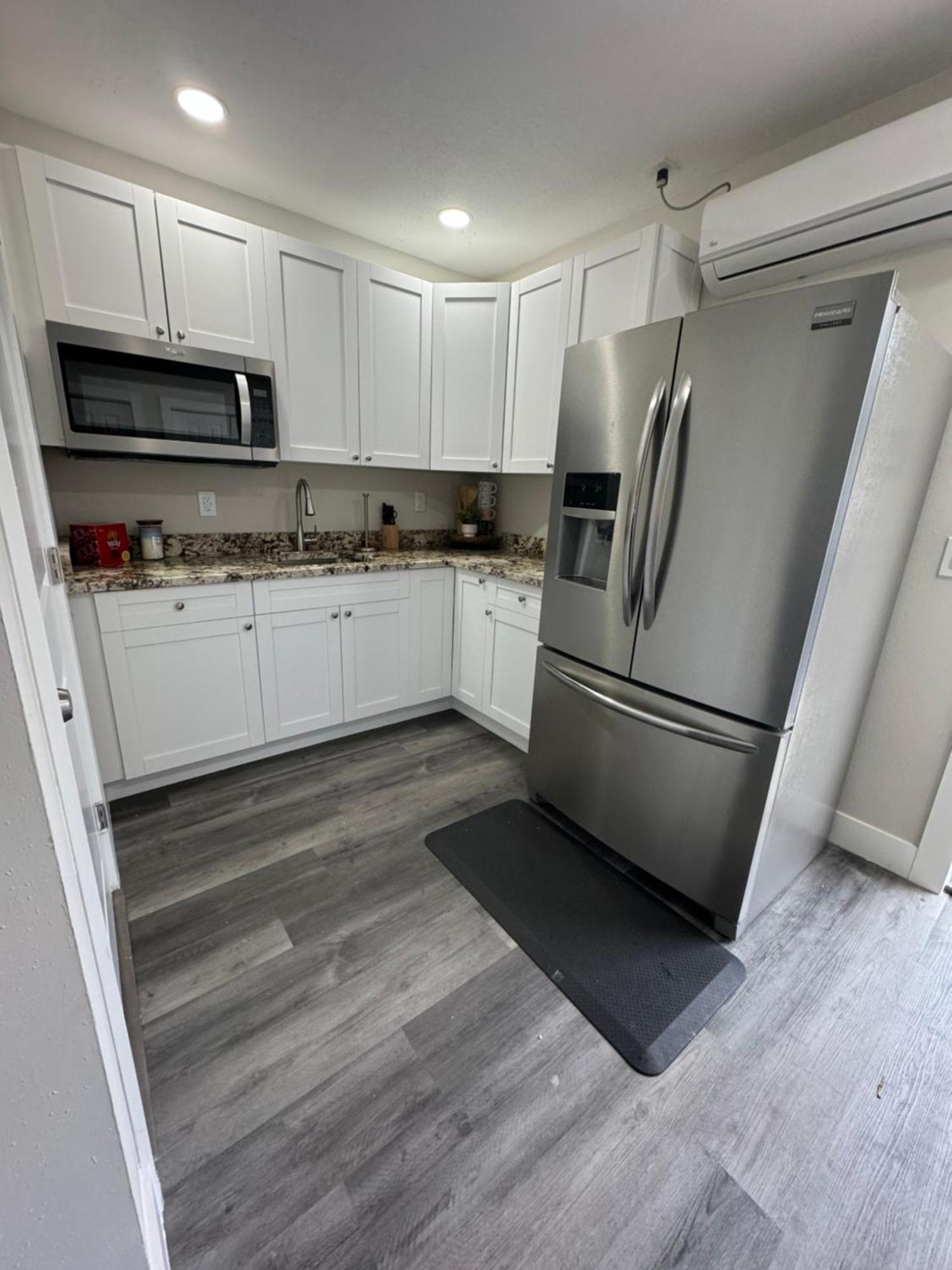 Deluxe Apartment Whit Laundry تامبا المظهر الخارجي الصورة